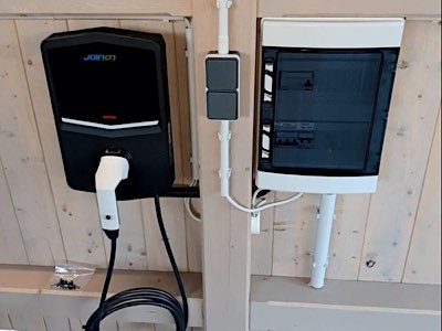 AC Ladestation im Carport, Sankt Egidien